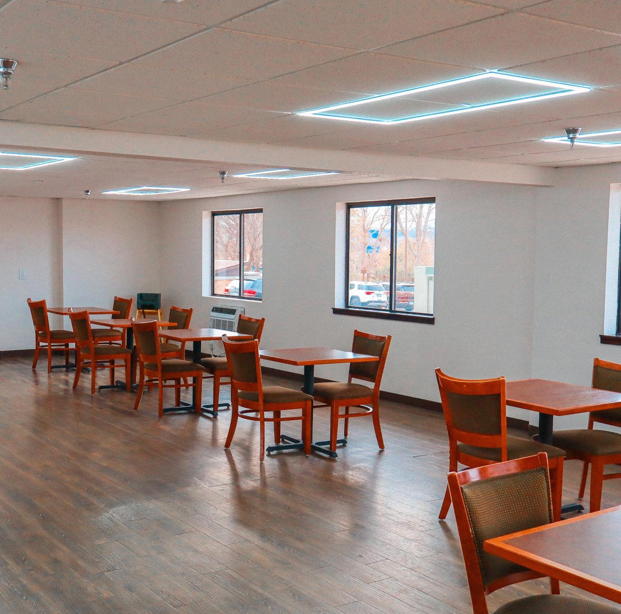Travelodge By Wyndham Rapid City - Black Hills ภายนอก รูปภาพ