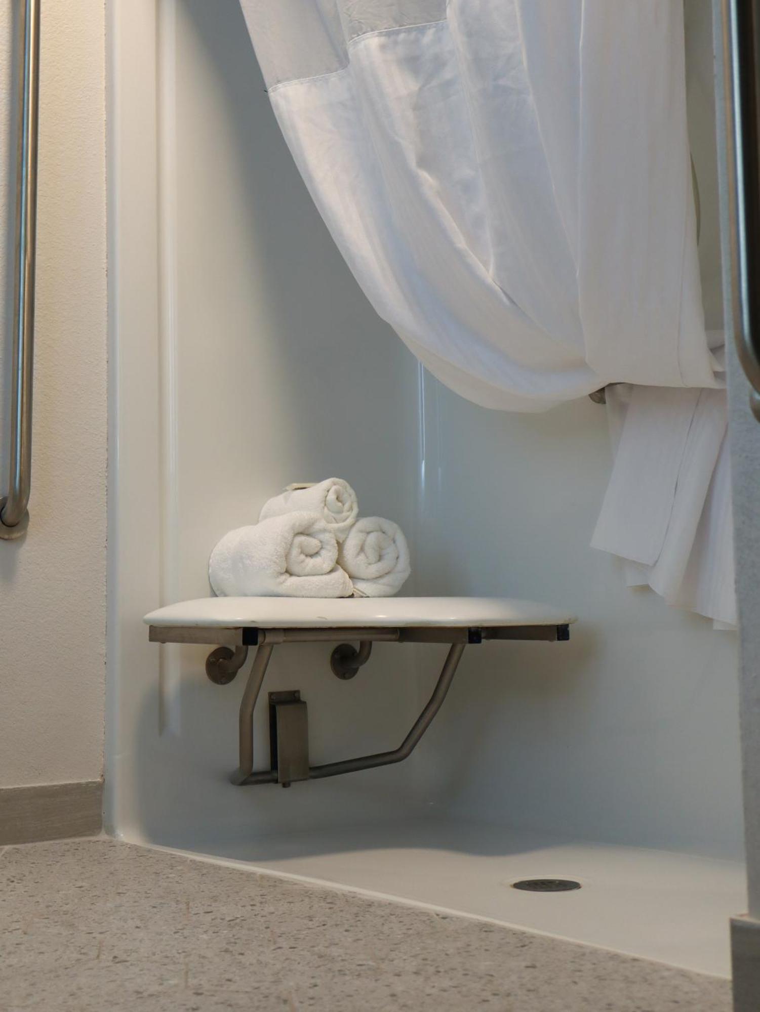 Travelodge By Wyndham Rapid City - Black Hills ภายนอก รูปภาพ
