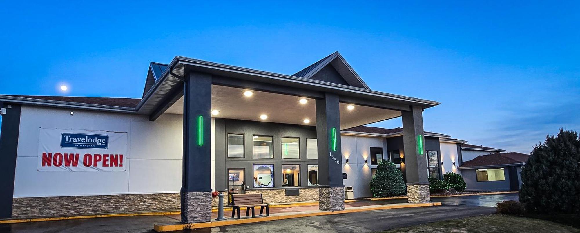 Travelodge By Wyndham Rapid City - Black Hills ภายนอก รูปภาพ