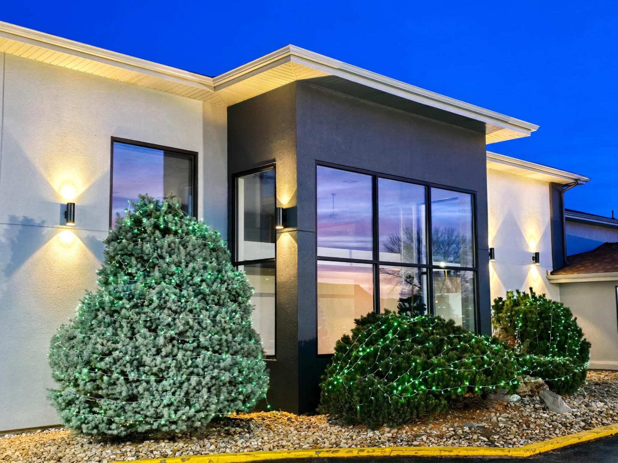 Travelodge By Wyndham Rapid City - Black Hills ภายนอก รูปภาพ